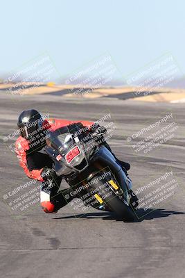 media/Dec-07-2025-CVMA (Sun) [[3e7d2de5dc]]/Race 6-The Shootout/